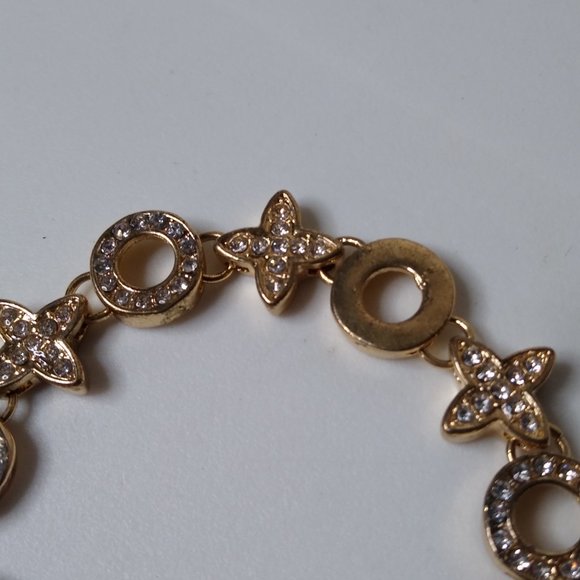 Metal X And O Bracelet Adjustable 5 To 6.5 Inches - Picture 5 of 15